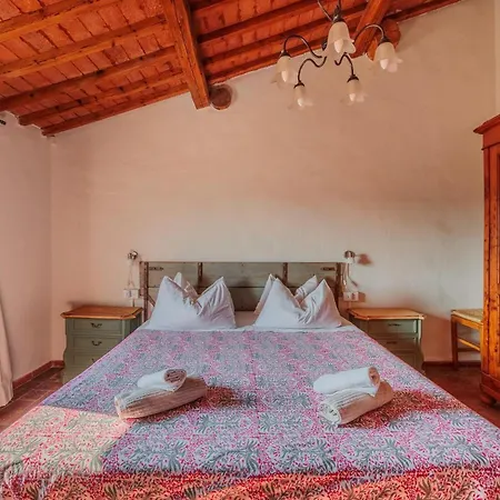 With View And Garden - Quercia Apartman Ghizzano