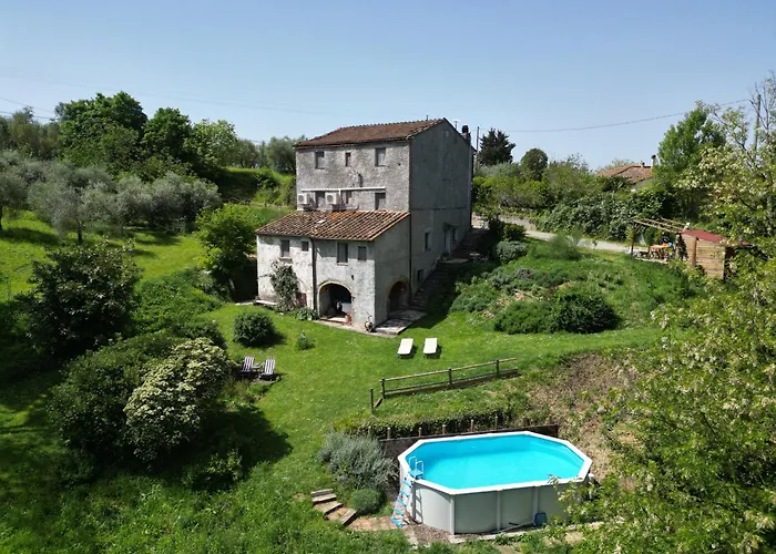 With View And Garden - Quercia Apartman