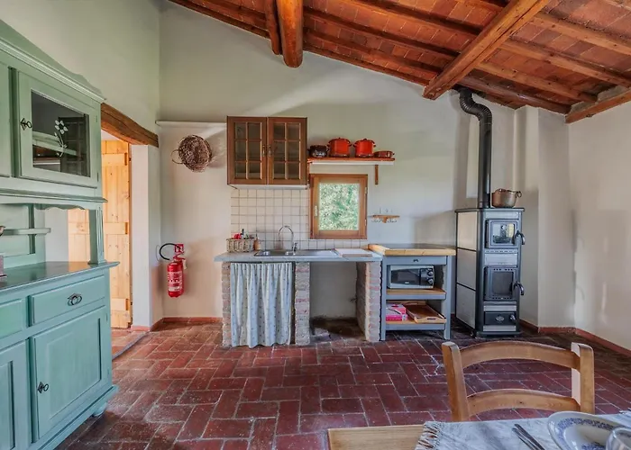 With View And Garden - Quercia Ghizzano